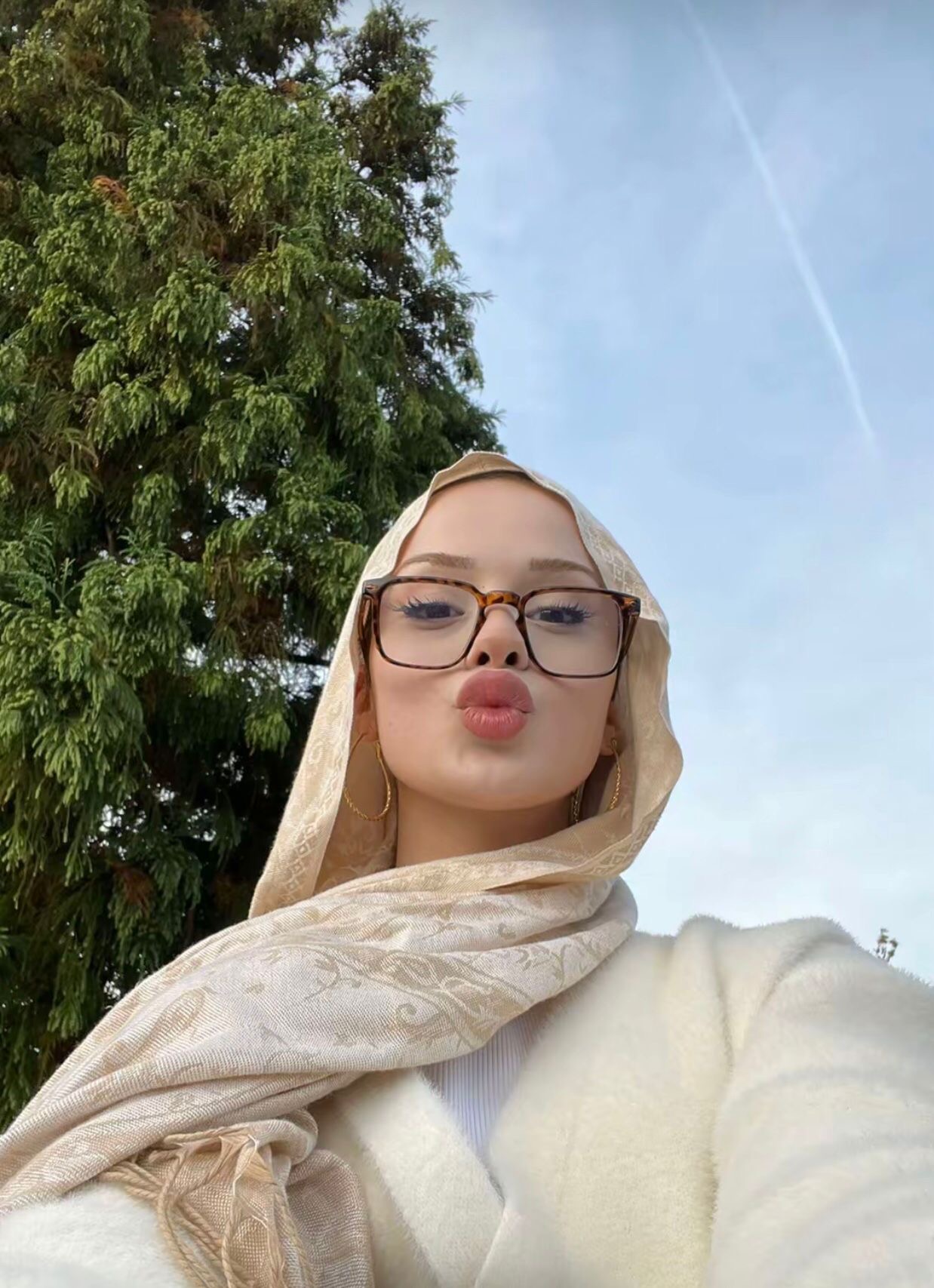 Kale Gerçek Bayan Bayan Escort Fatoş