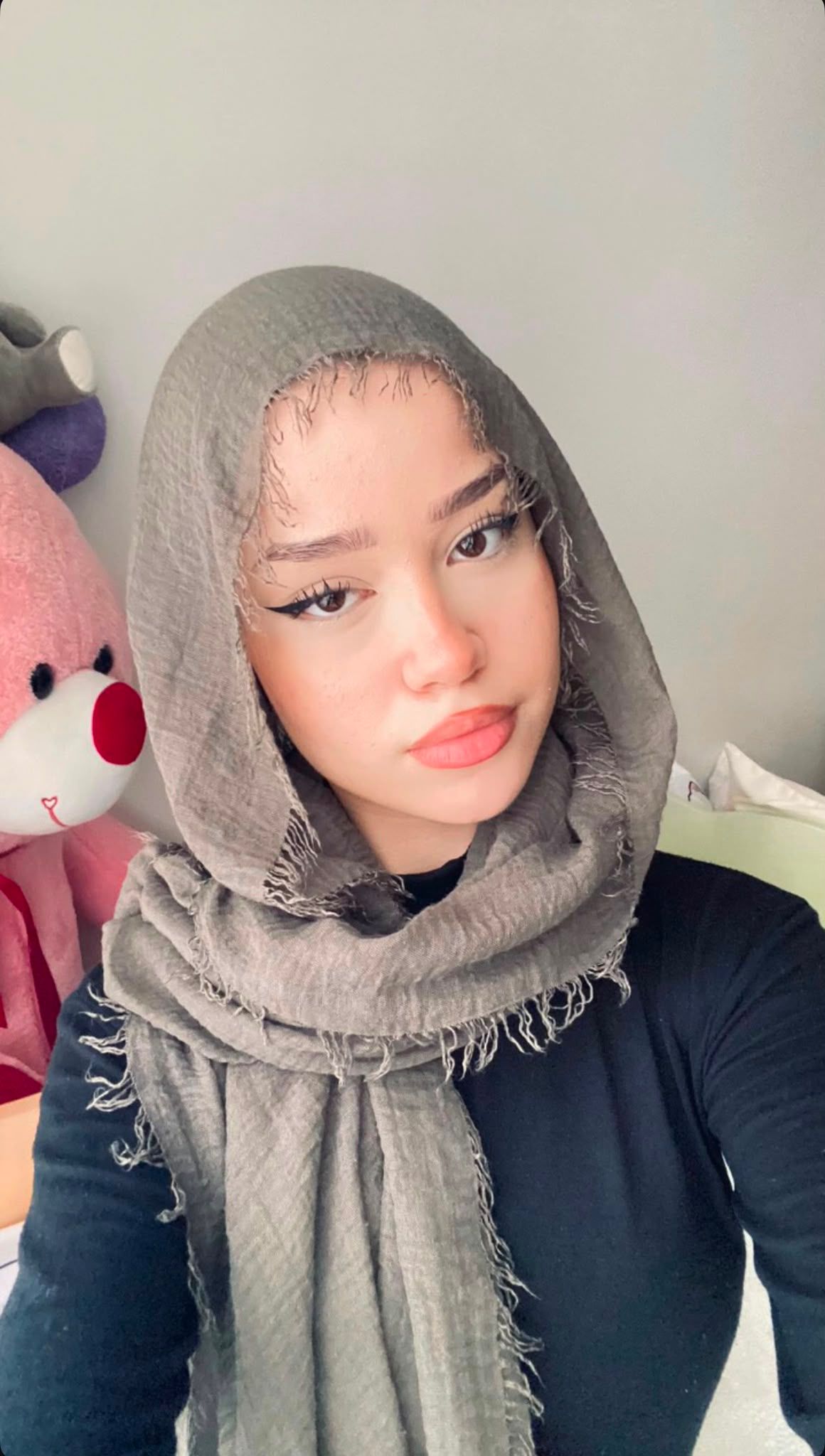 Çömlekçi Ruhsal Derinlik Escort Emel